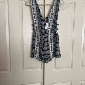 Windsor Black and White Sleeveless Top